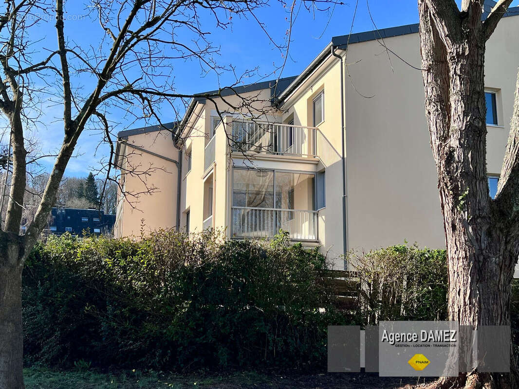 À vendre à Dourdan - Appartement 3 pièces de 75 m² avec terrasse, cave et garage, proche centre-ville et gare - photo 11