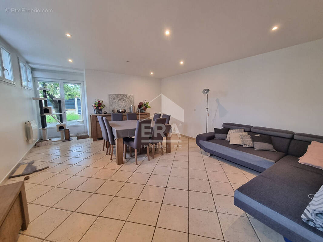 Maison à NEUILLY-SUR-MARNE