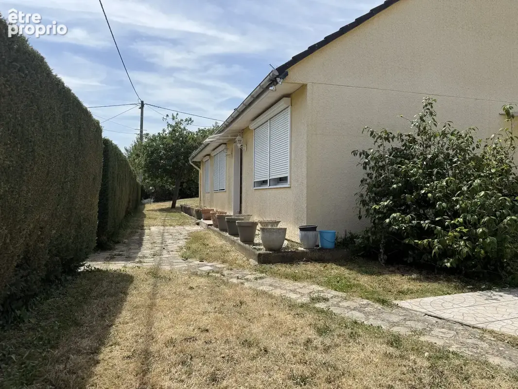 Photo Maison à Courdemanche au prix de 230 000€