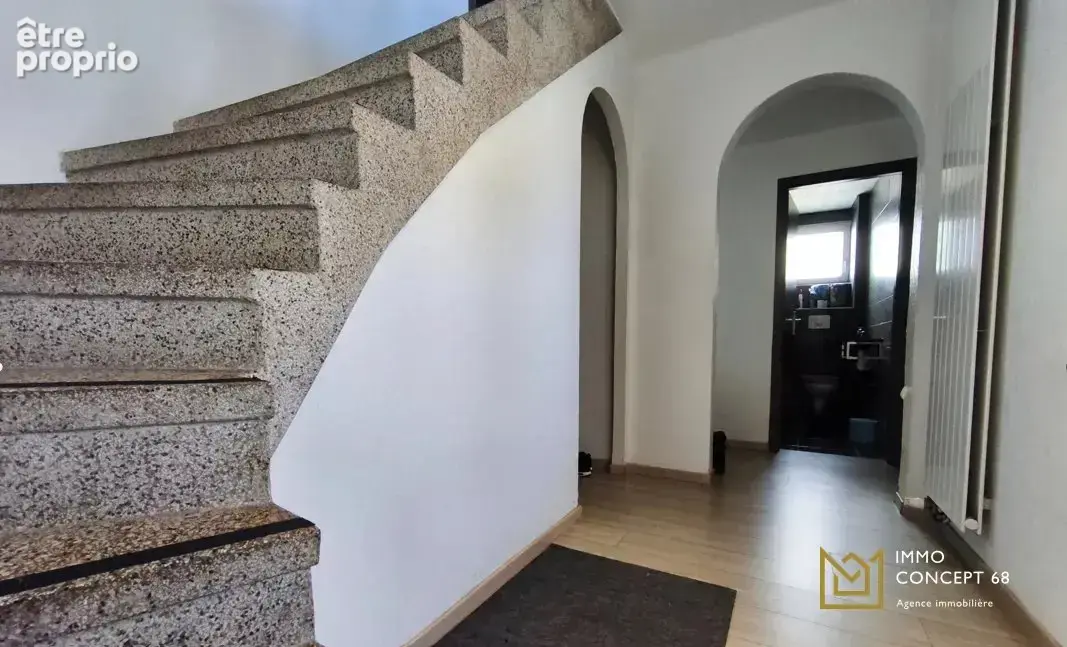 Maison- 160 m² - 5 chambres - terrain de 485 m² - photo 3