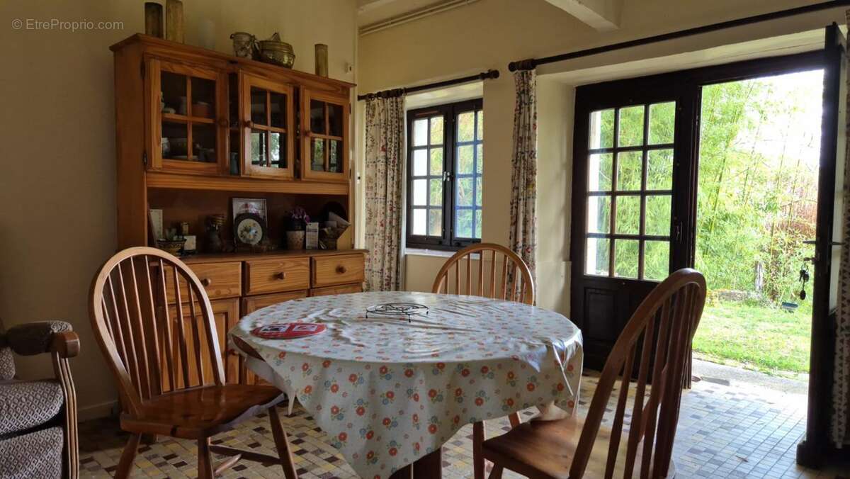 Maison à LURAIS