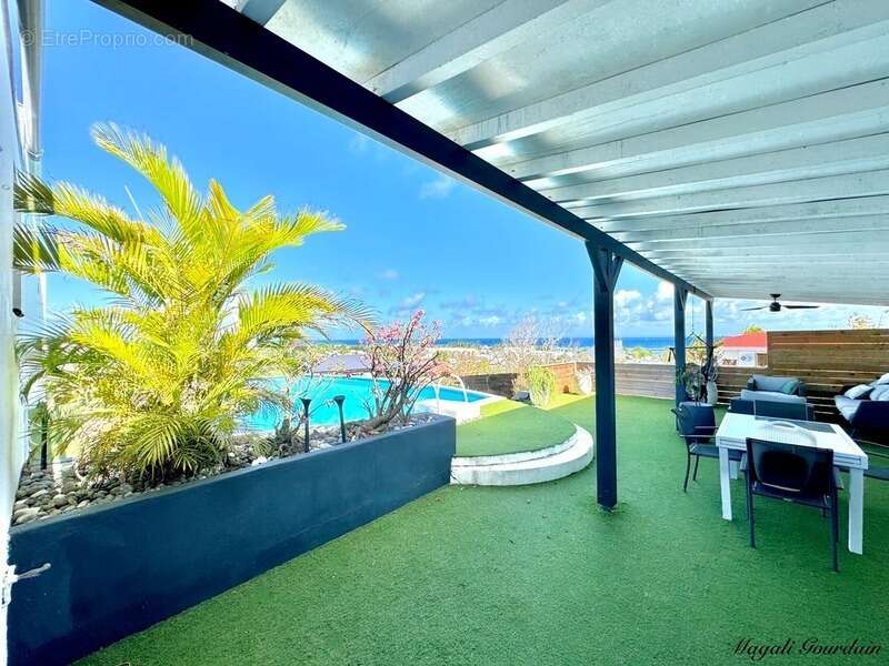 Maison à SAINTE-ANNE