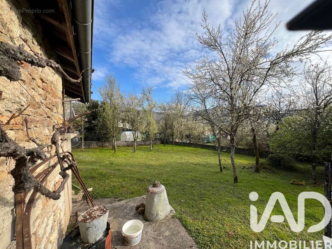 Maison 160 m² à Thoirette  - photo 2