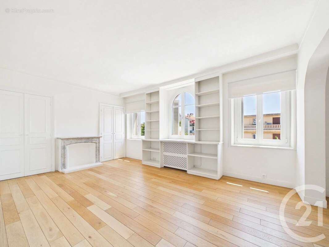 Appartement 179 m² à Nice  - photo 3