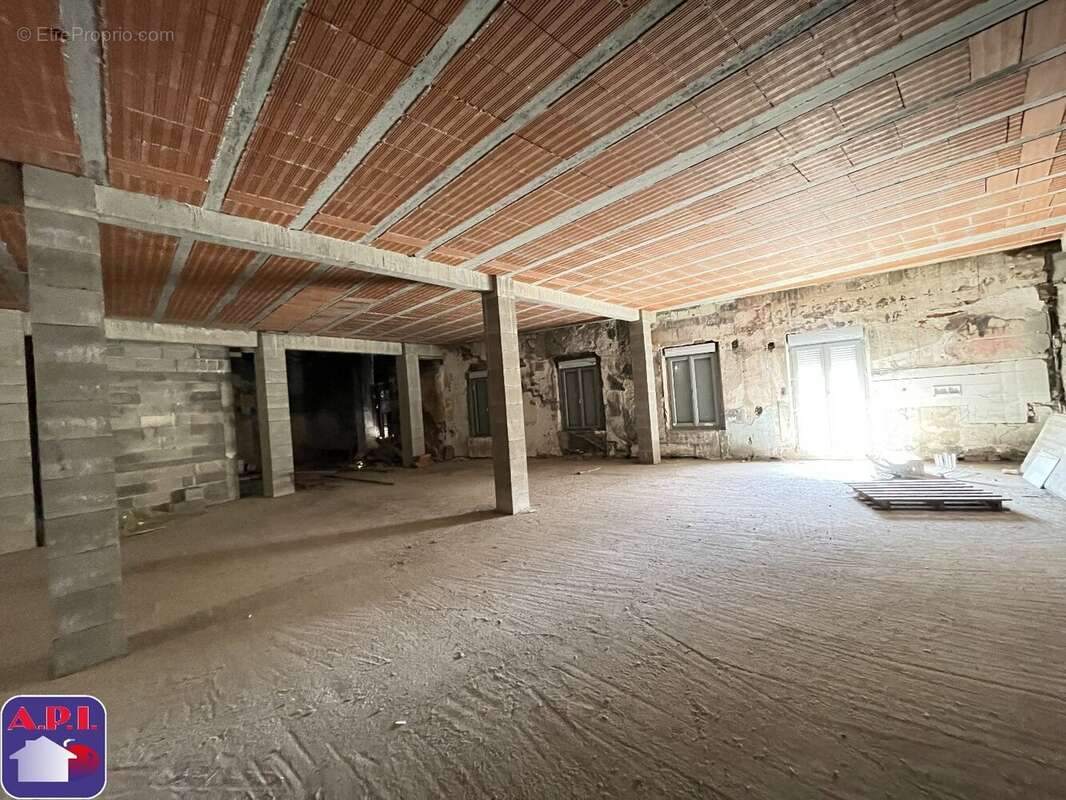 Maison 396 m² à Cazeres  - photo 3