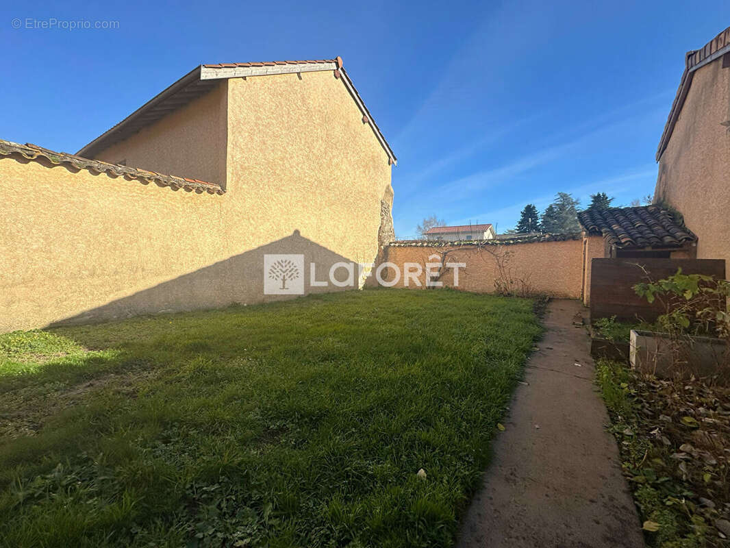 Maison à SAINT-TRIVIER-SUR-MOIGNANS