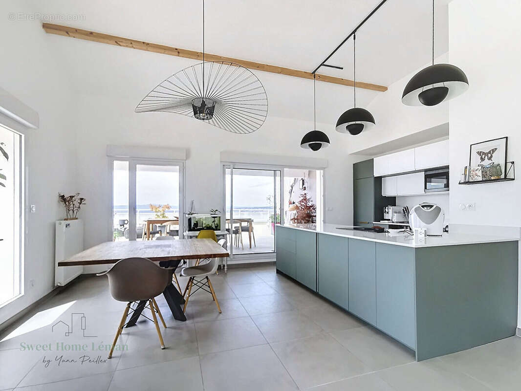 Appartement à EVIAN-LES-BAINS