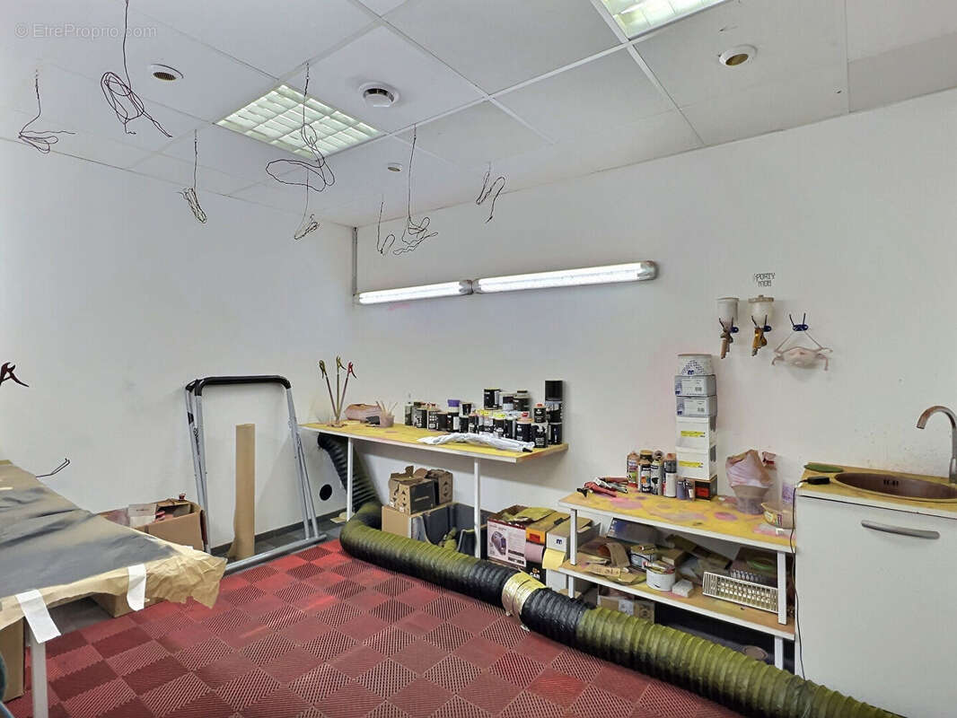 Commerce à LONGEVILLE-LES-SAINT-AVOLD