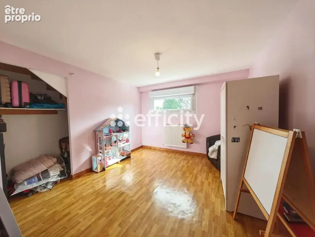 Maison 6 pièces 140 m² à vendre à Ergue-Gaberic (29500) - photo 7