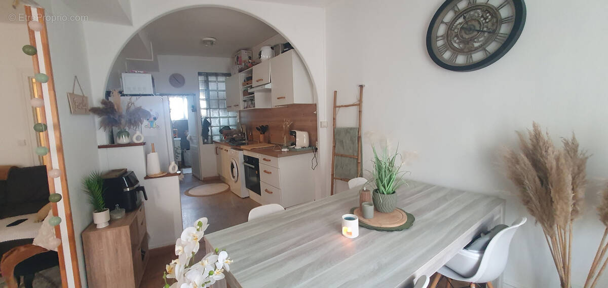 Appartement à CHATEAUNEUF-EN-THYMERAIS