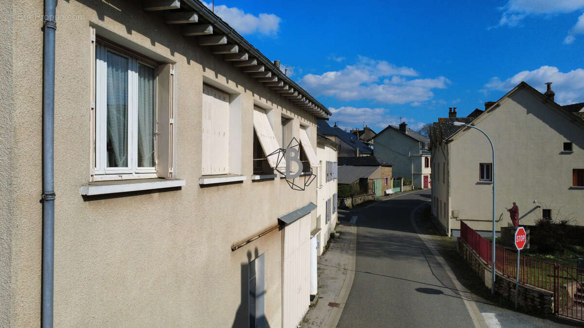 Maison à AURIAC-LAGAST