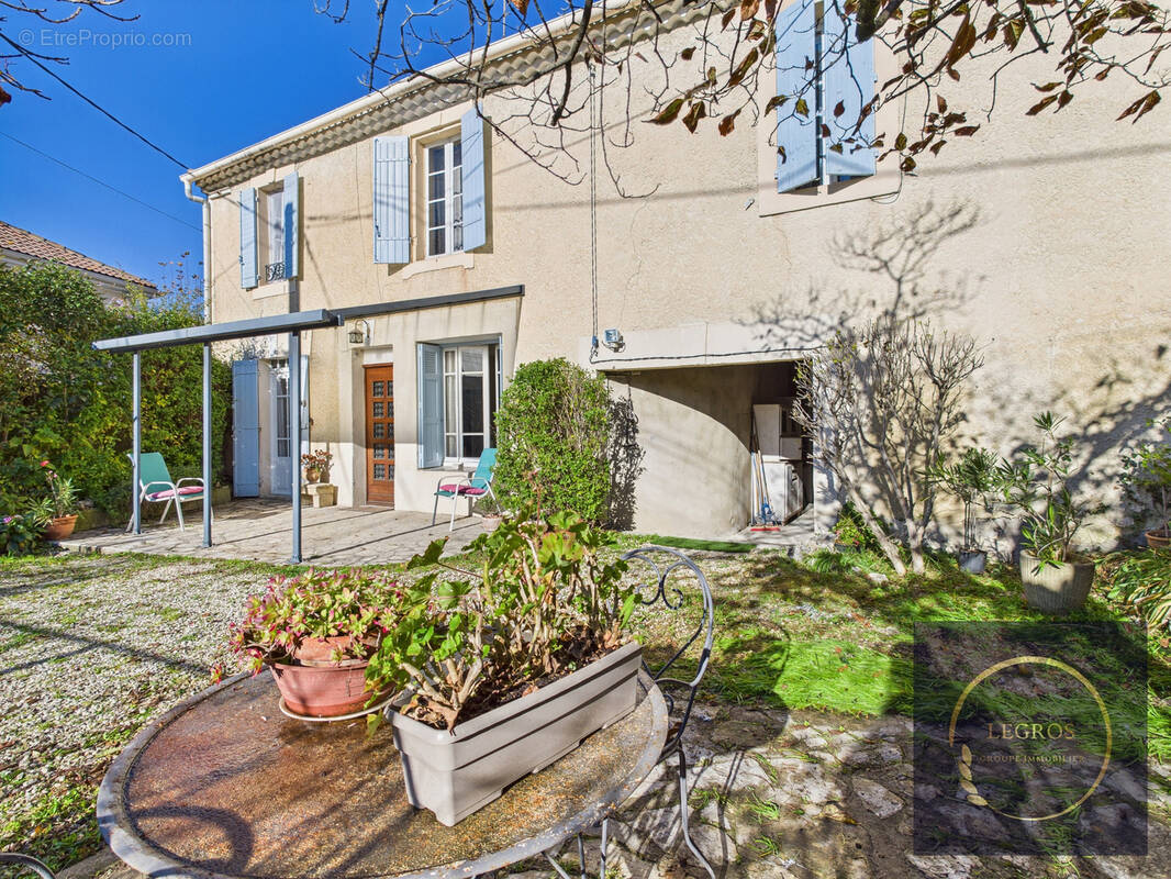 Maison à CHATEAURENARD