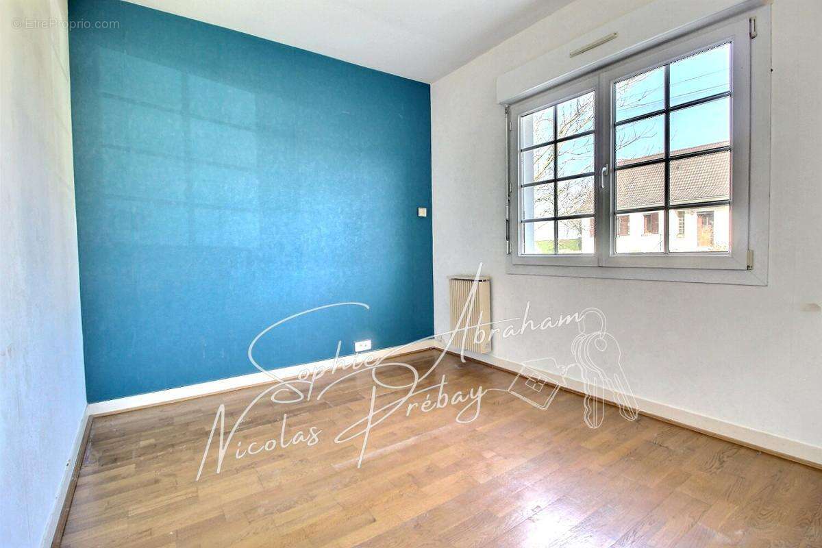 Maison à BAZOCHES-LES-GALLERANDES