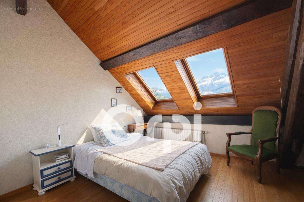 Maison à MONTBONNOT-SAINT-MARTIN