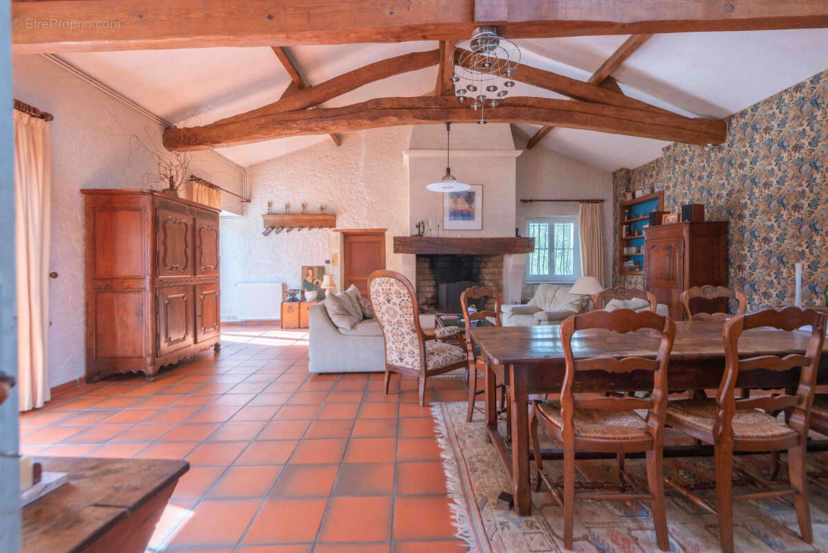 Maison à LATRESNE