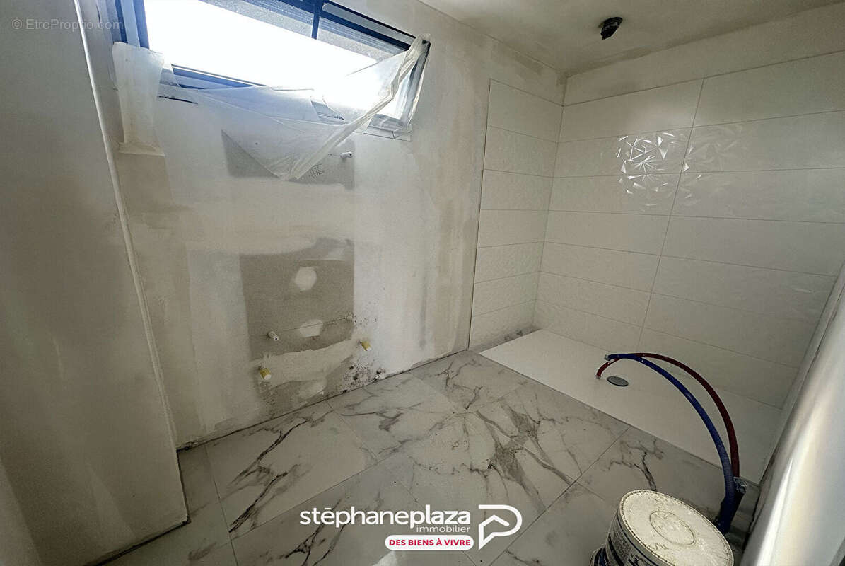 Maison à FRANQUEVILLE-SAINT-PIERRE