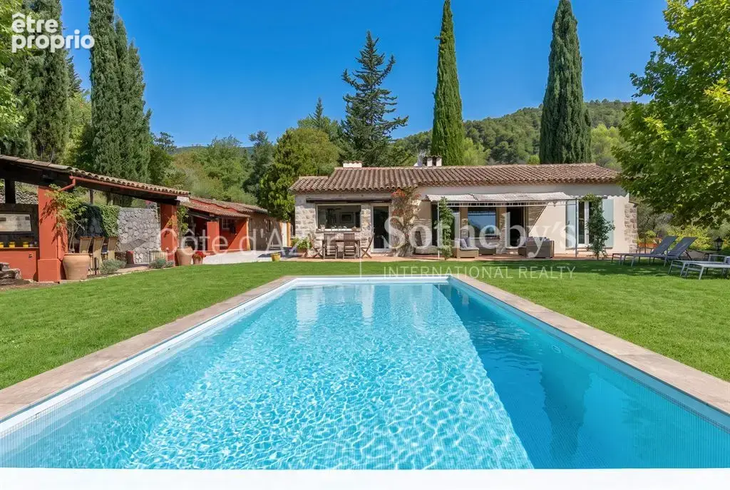 Villa provençale de 200 m² avec piscine chauffée et maison d’amis - photo 1