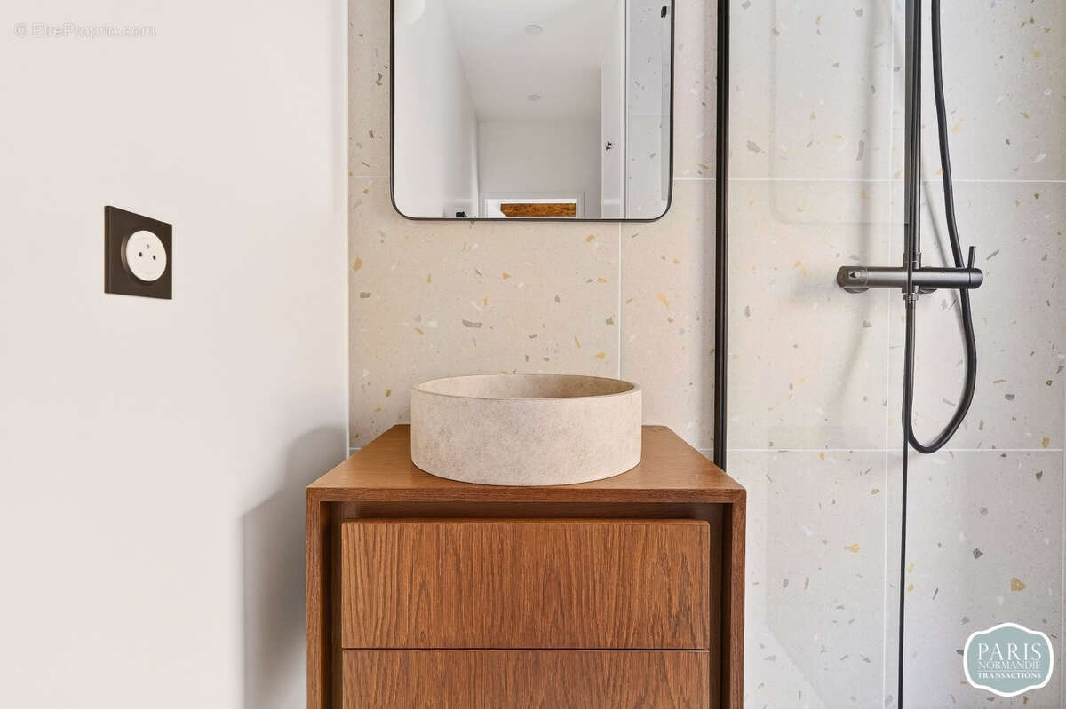 Appartement à PARIS-4E