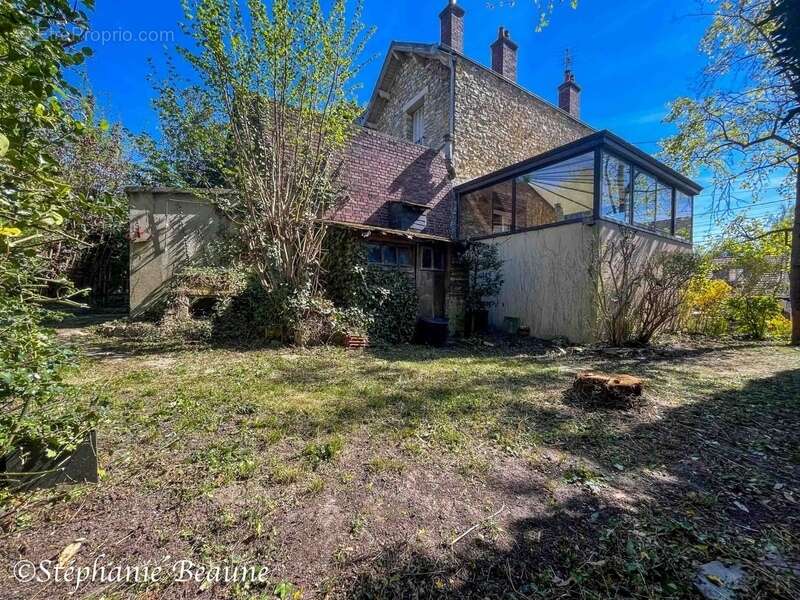 Maison à ERMONT
