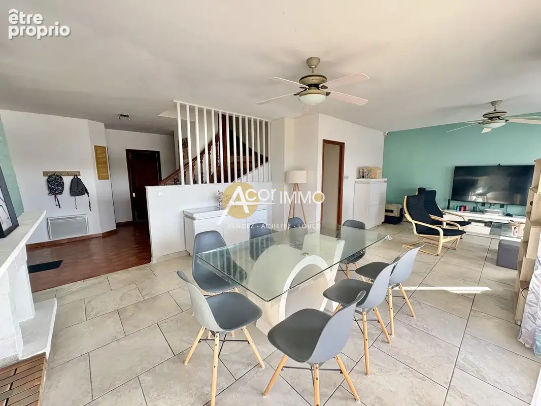 La Seyne, Grande maison d'habitation divisée en deux appartements au calme - photo 7