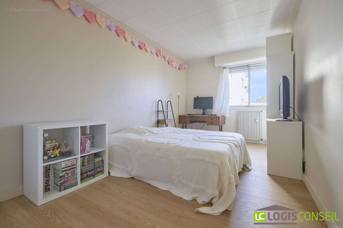 Appartement à CHATENAY-MALABRY