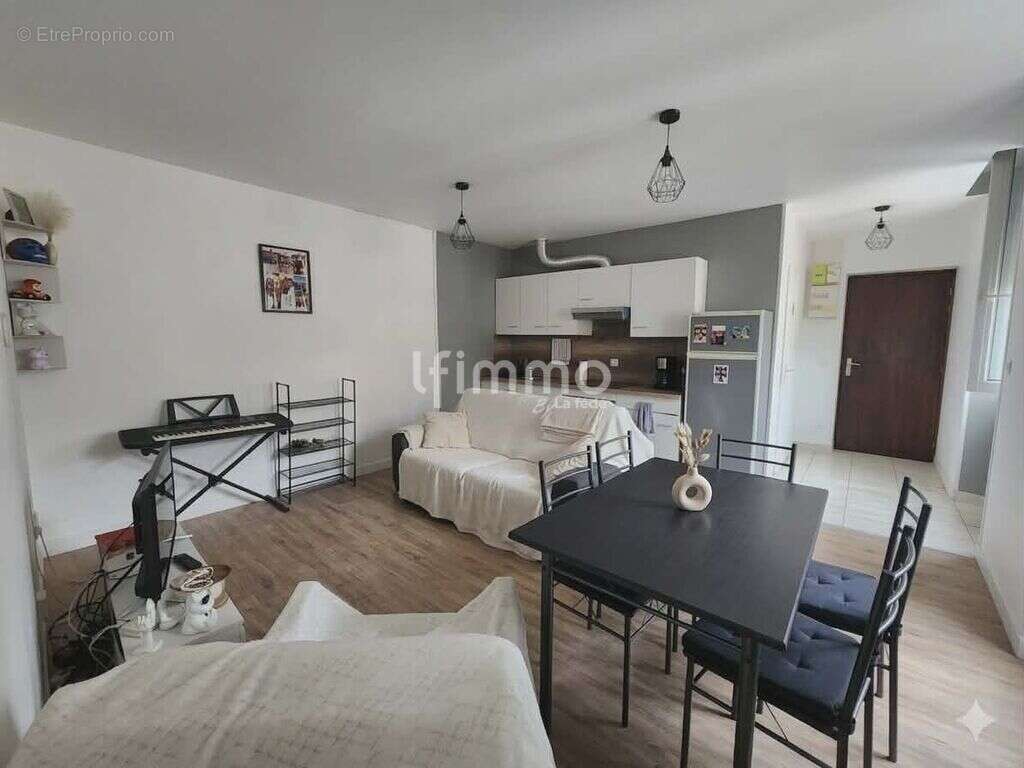 Immeuble rénové – Centre-ville à pied – Rentabilité 7 % - photo 4