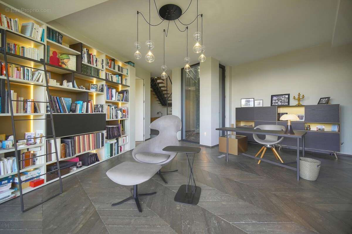 Maison à MOUGINS