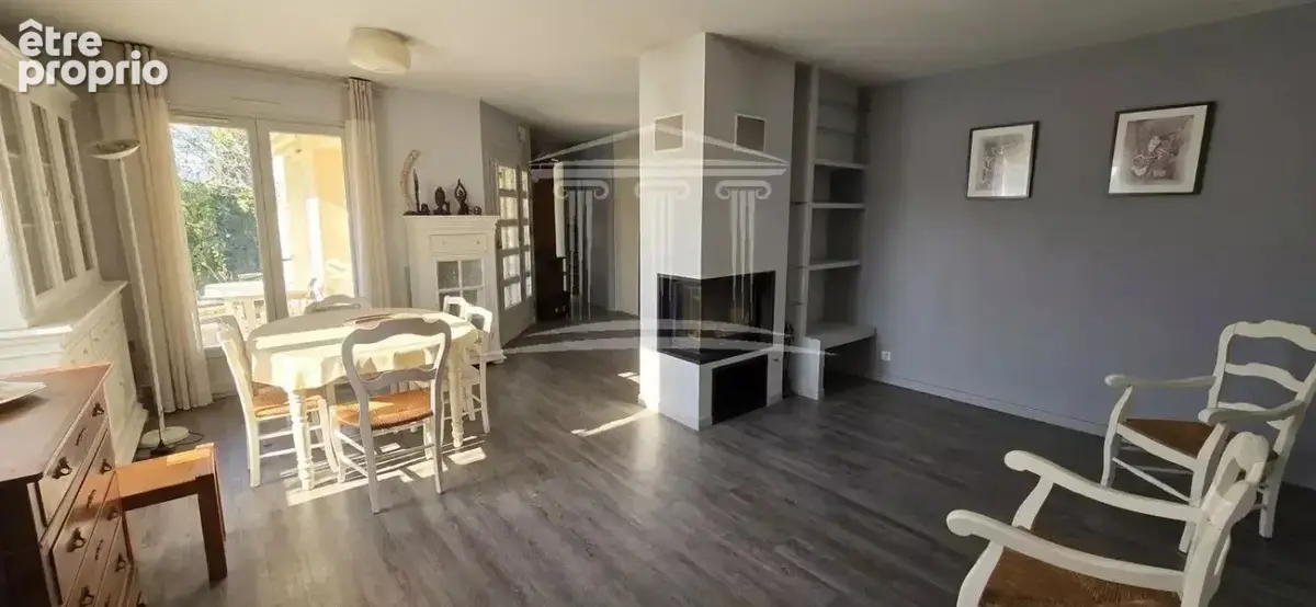 Maison 6 pièces 137 m² à vendre à Avignon (84140) - photo 3