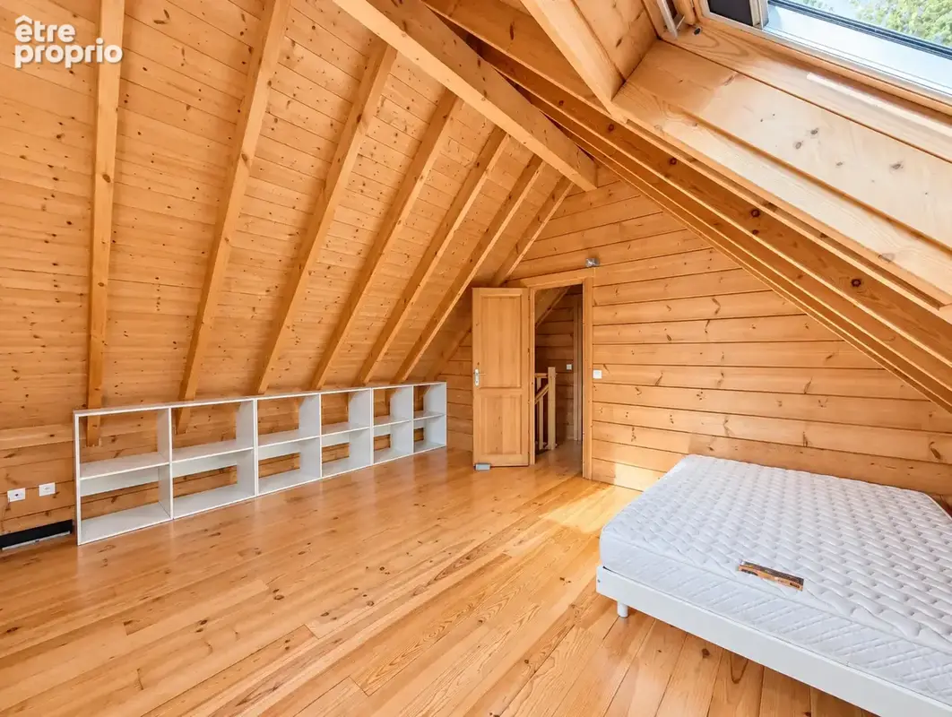 Chalet familial avec jardin arboré dans un environnement privilégié - photo 17
