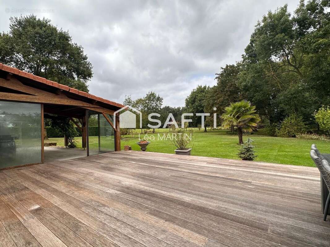 Photo 3 - Maison à SAINT-MACAIRE-EN-MAUGES