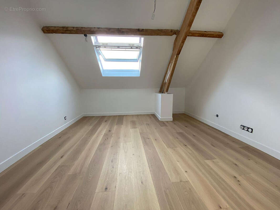 Appartement à NANTERRE