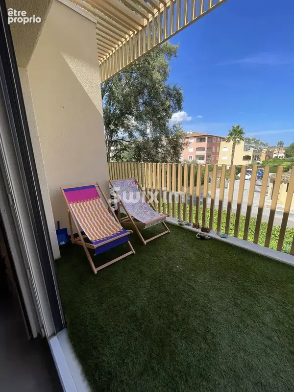 Cavalaire-sur-Mer — Ravissant T3 Contemporain au calme, proche Mer - photo 2