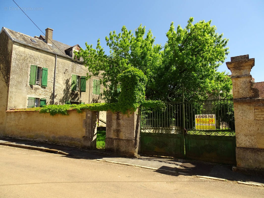 Maison à CHATILLON-SUR-SEINE