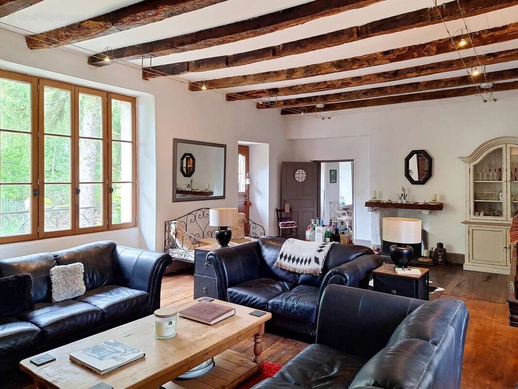 Maison à VILLEFRANCHE-DE-ROUERGUE