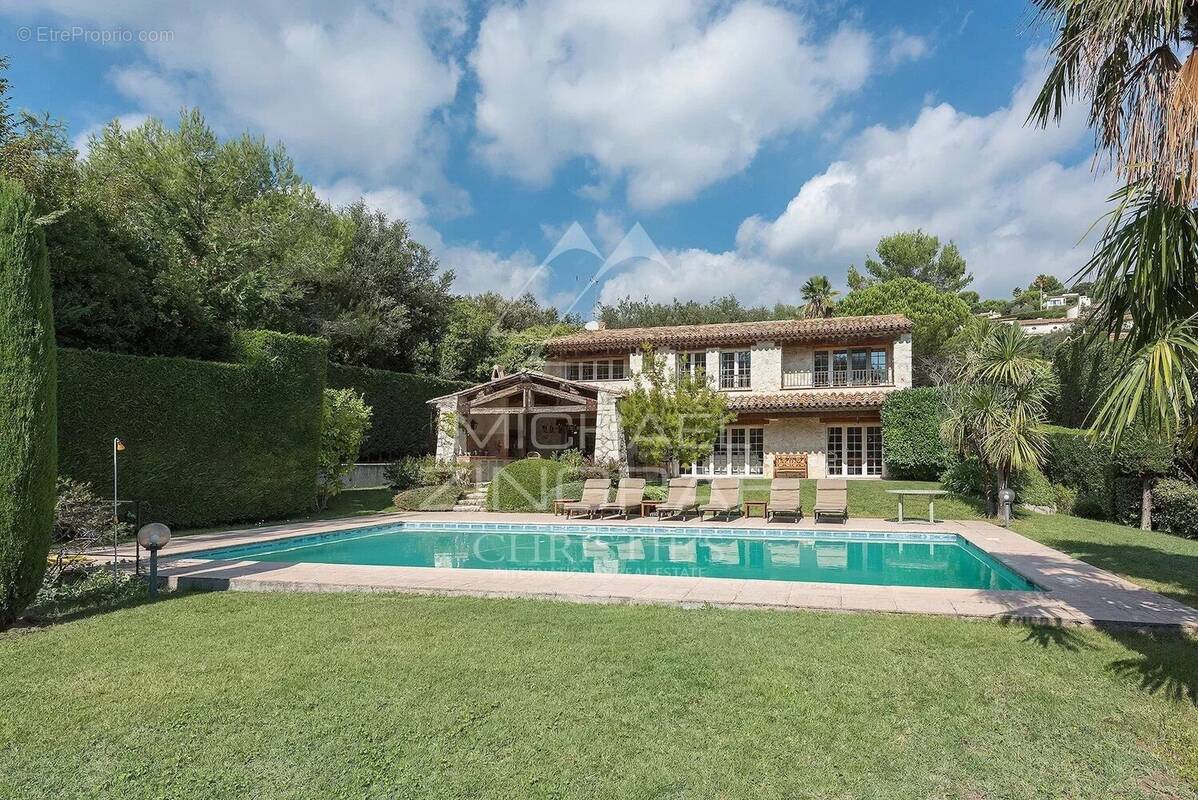 Maison à LA COLLE-SUR-LOUP