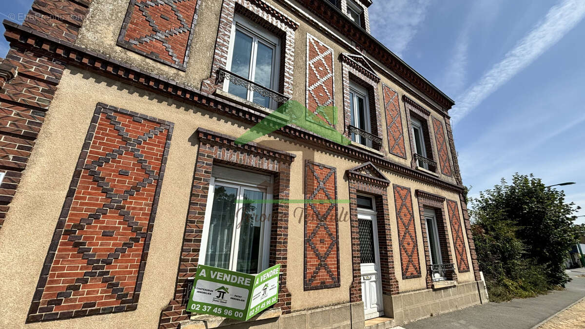 Maison à CHATEAUDUN