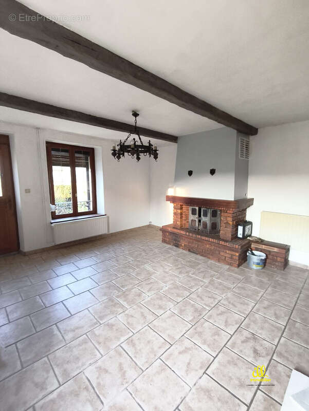 Maison à GESPUNSART