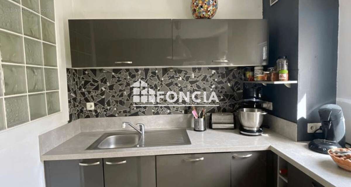 Appartement à COGOLIN