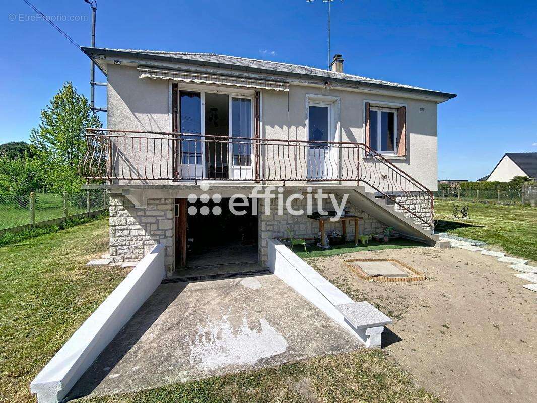 Maison à SAINT-MAURICE-SUR-FESSARD