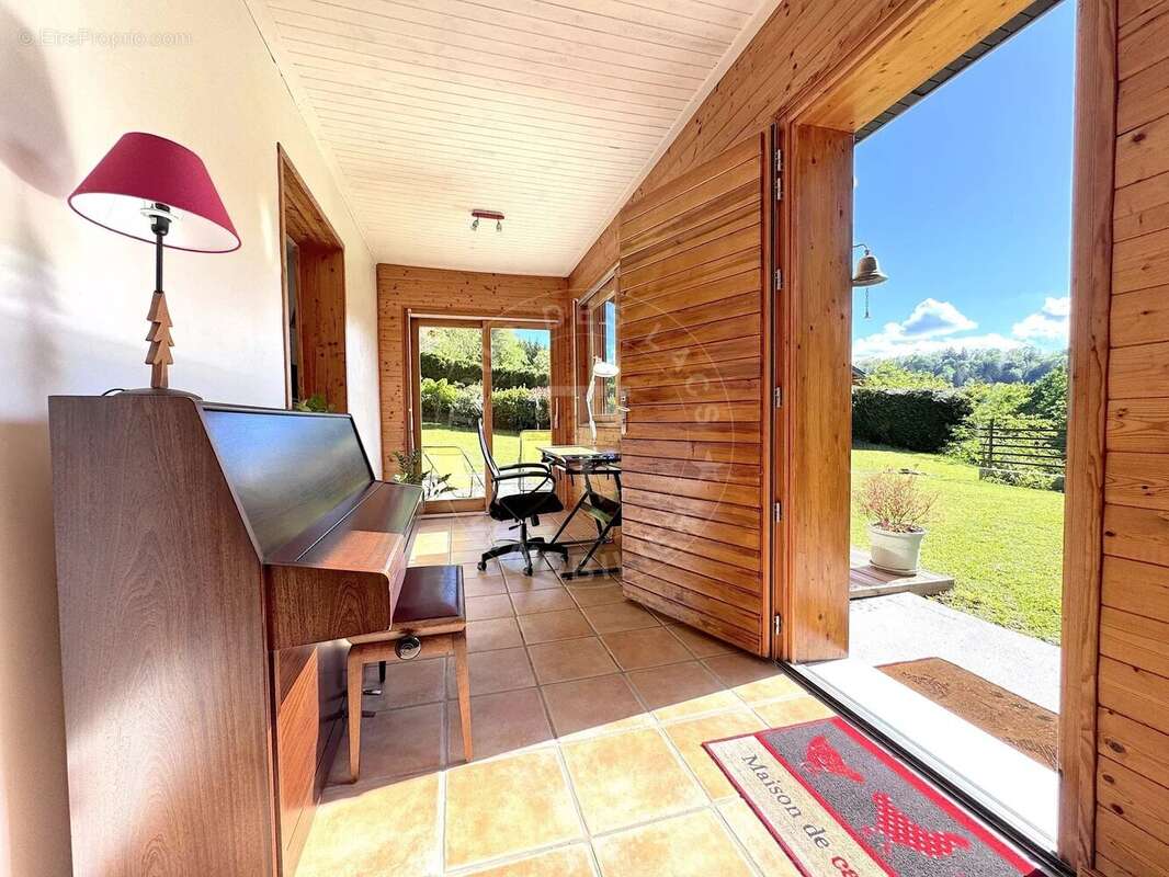Maison à NAVES-PARMELAN