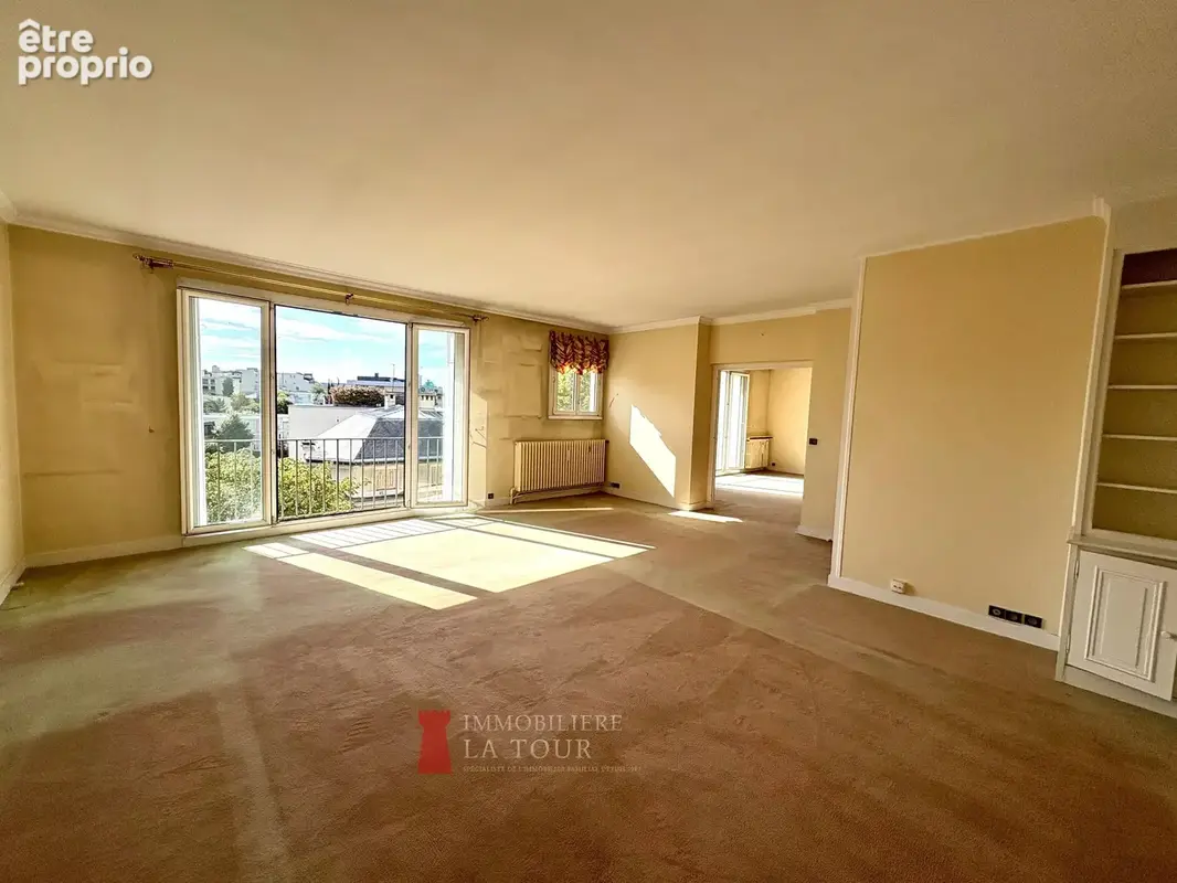Appartement à NEUILLY-SUR-SEINE