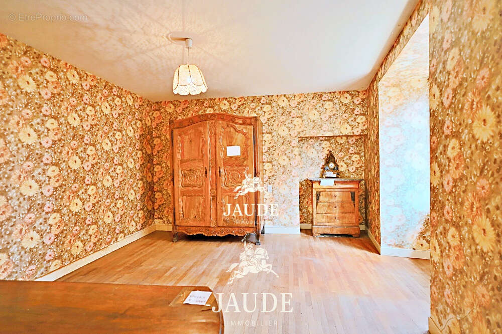 Maison à BOUDES