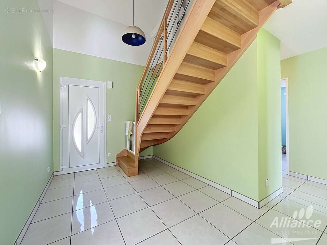 Maison familiale récente - VÉZELOIS - photo 7
