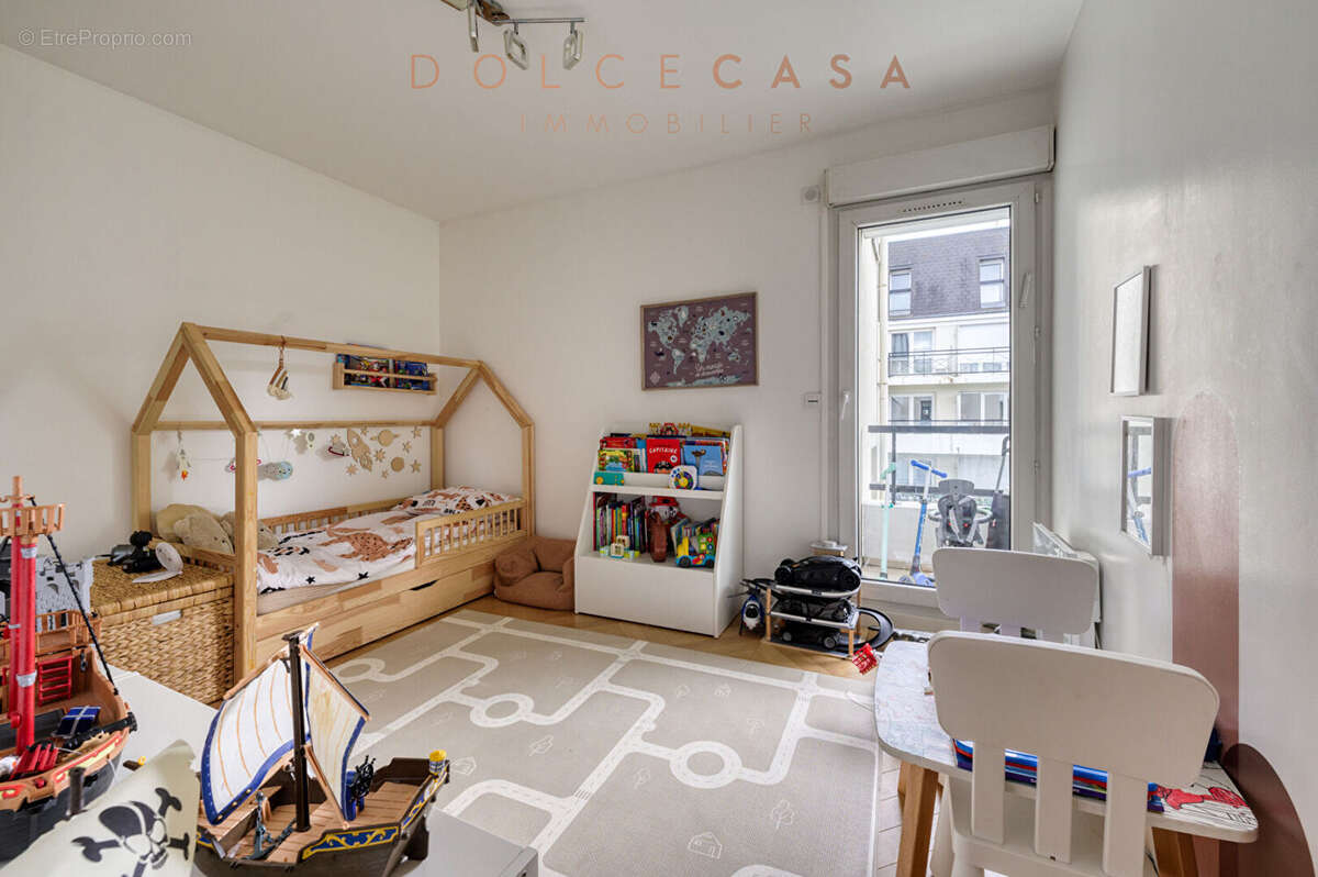 Appartement Nogent Sur Marne 4 pièce(s) 97 m2 - photo 7