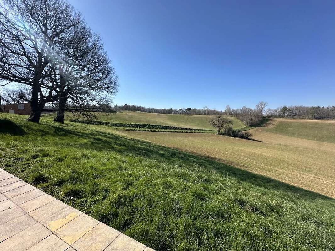 Maison à MONCLAR-DE-QUERCY
