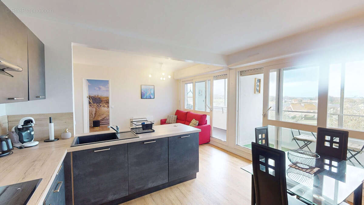 Appartement à COURSEULLES-SUR-MER