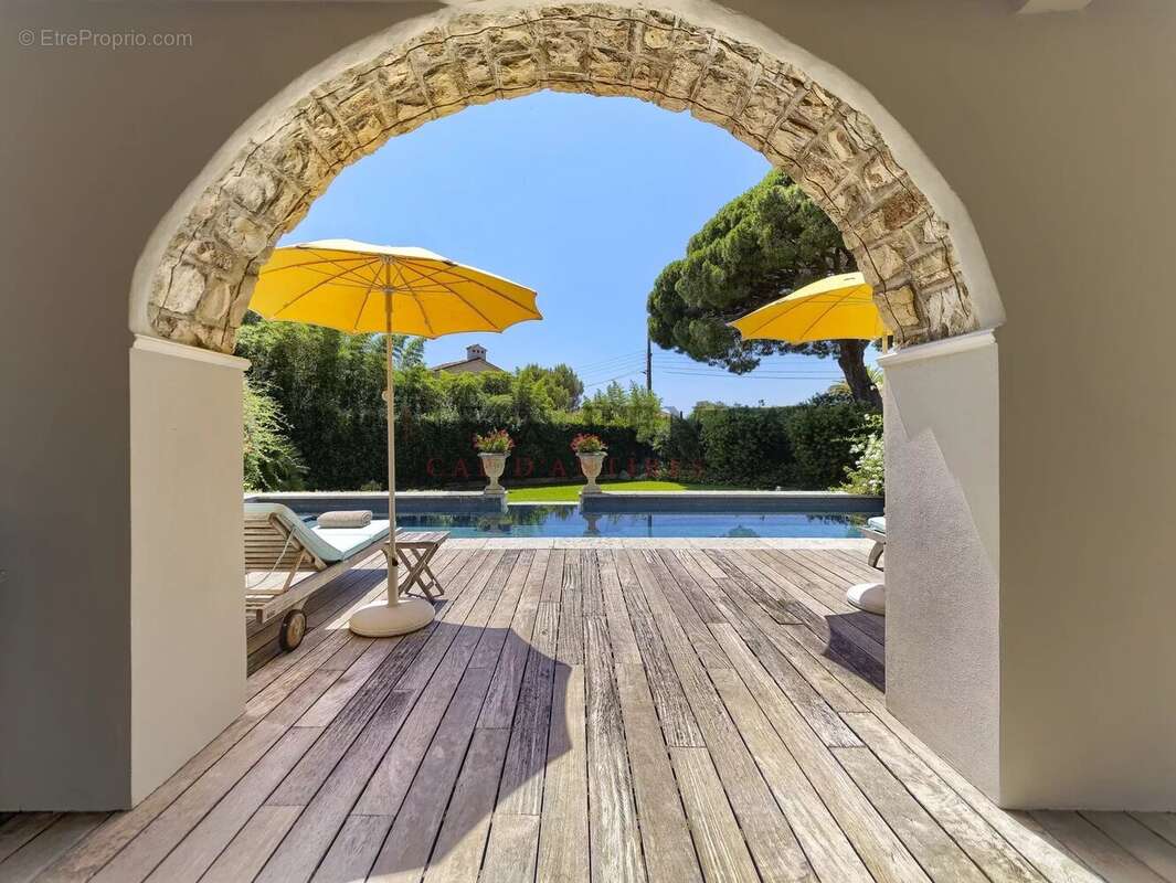 Maison à ANTIBES