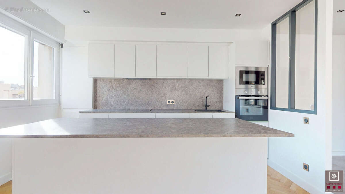 Appartement à LYON-6E