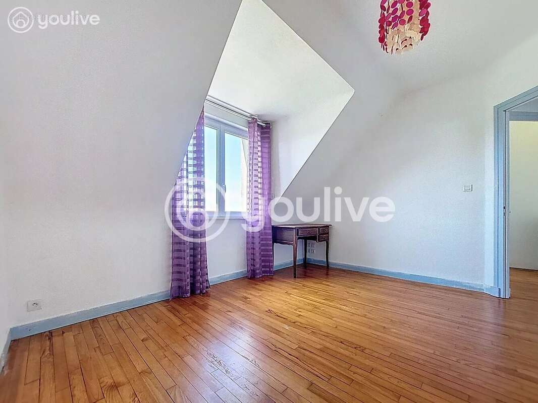 Maison à PLOUGUERNEAU