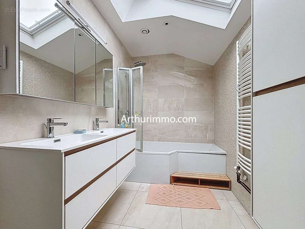 Maison à LIMEIL-BREVANNES